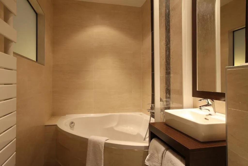 Hotel Choiseul Opera Parigi